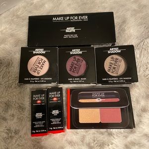 MAKE UP FOR EVER LOT